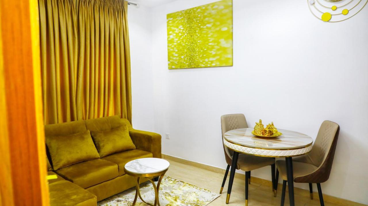 Delight Apartments - Oniru VI ลากอส ภายนอก รูปภาพ